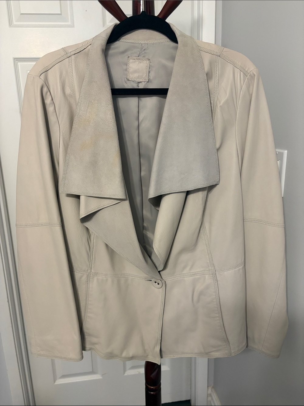 Draped Cream-Colour Leather Jacket